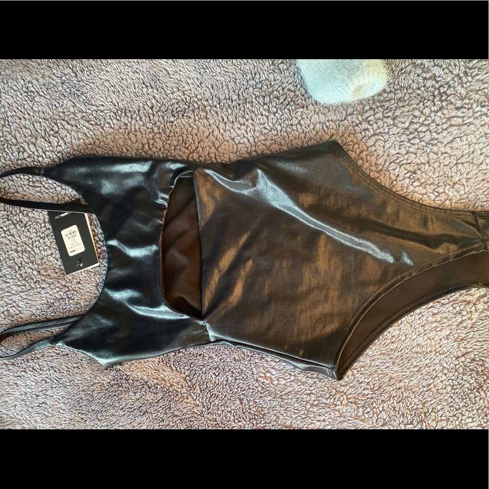 Fashion nova body suit